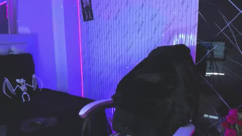 chloe_jacksonn online show from November 13, 10:23 pm