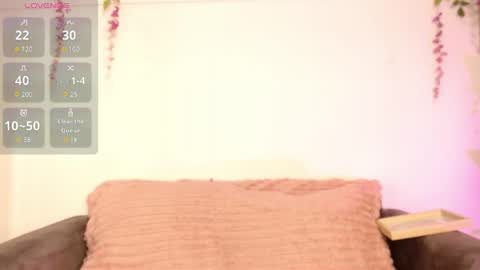 chloe_peach_ online show from June 6, 12:44 pm