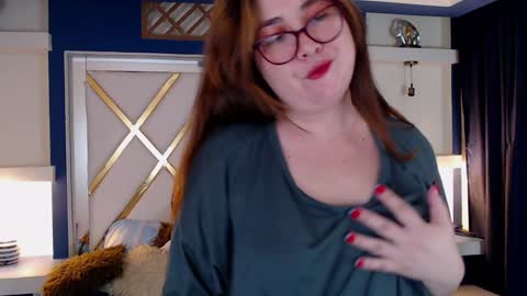 Snapshot of chloe_prg chatting on January 29, 3:26 pm chloe_prg online show from January 29, 3:26 pm