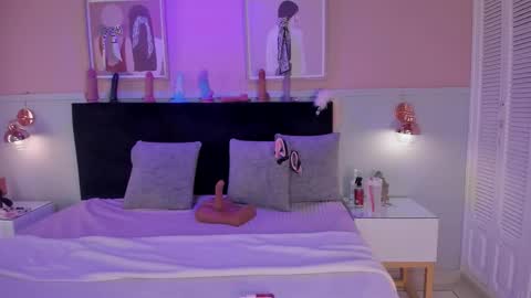   online show from January 16, 8:29 pm