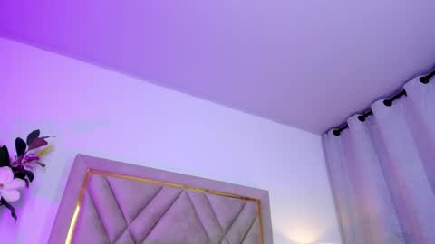 chloe_wilson7 online show from October 21, 1:54 am