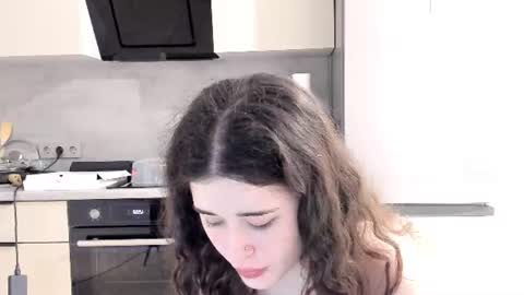 My name is Chloe Like my broadcast pls online show from July 22, 5:59 pm