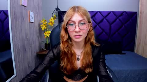 chloecampbell03 online show from September 30, 6:40 pm