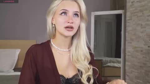 ChloeCoral online show from October 16, 8:29 pm