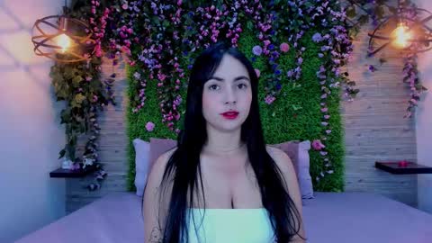 Chloe online show from February 19, 1:05 am