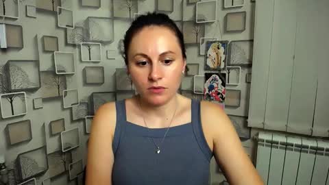 Chloe online show from October 8, 4:02 pm