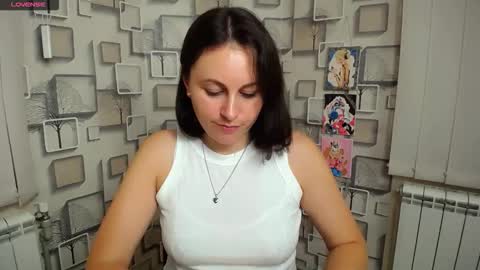 Chloe online show from September 29, 9:30 am