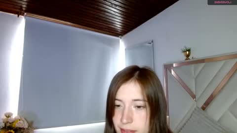 Chloe online show from September 10, 3:13 pm