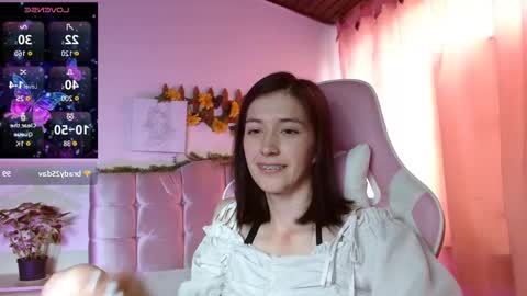 Chloe online show from February 26, 4:27 pm