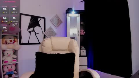 Chloee online show from January 23, 9:29 pm