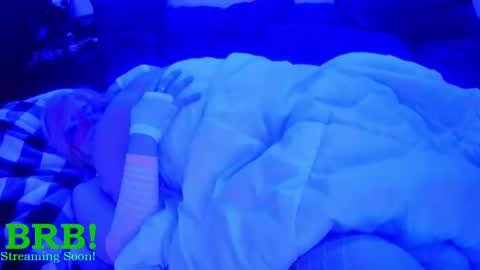 Chloekissxo online show from March 1, 11:47 pm