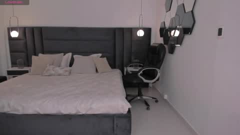 Chloe  OF chloemanson online show from January 18, 8:40 pm