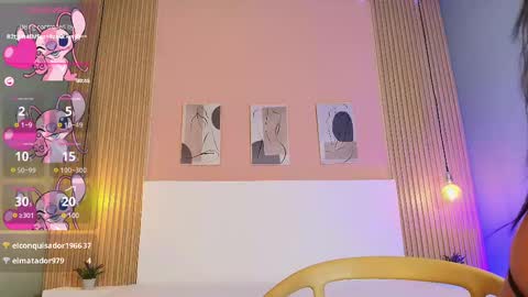 Chloe Moon online show from March 10, 2:59 pm