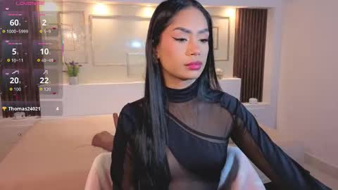 Chloe Moon online show from October 1, 5:06 am