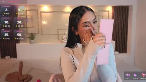 Chloe Moon online show from November 8, 11:24 am