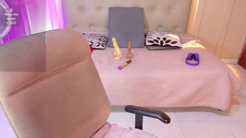 Chloe rosse online show from November 12, 1:30 am