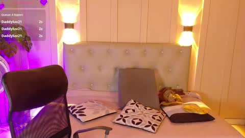 Chloe rosse online show from January 16, 2:09 am