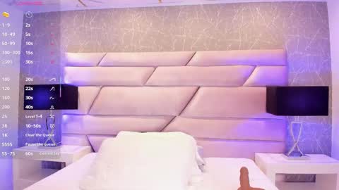 CHLOE  online show from November 4, 8:43 pm