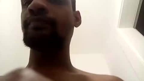 Snapshot of choccoball9898 chatting on October 31, 12:44 am choccoball9898 online show from October 31, 12:44 am