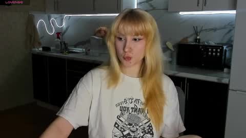 choco_meowx online show from March 30, 10:26 am