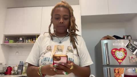 ChocolateCakeQueen online show from December 22, 11:20 pm