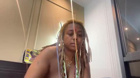 ChocolateCakeQueen online show from December 7, 3:53 am