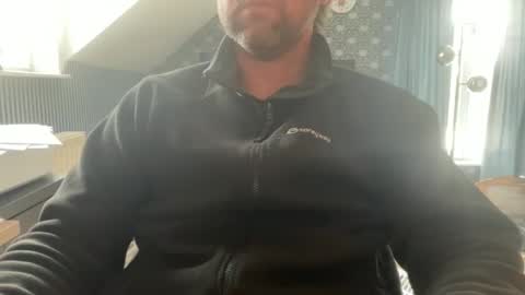 chris13abcd online show from January 6, 12:42 pm