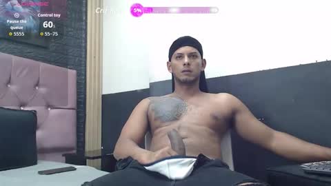 chris_dick2 online show from October 28, 10:38 am