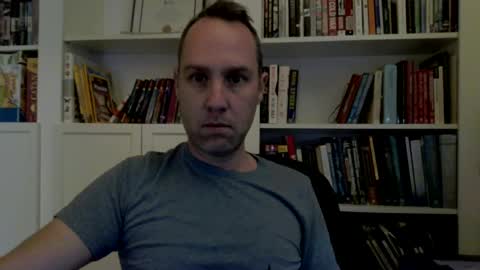 chris_k88 online show from December 18, 5:42 pm