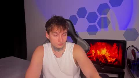 Chris Tyson online show from October 16, 8:07 pm