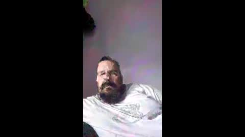 chris  ole online show from January 11, 9:04 am