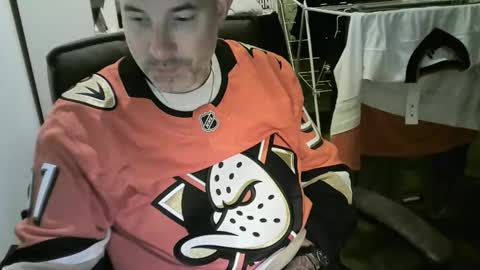 chrisprngr online show from March 25, 5:52 pm