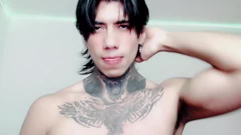 Snapshot of chriss_opp chatting on March 9, 6:11 pm CHRIS INDEPENT MODEL online show from March 9, 6:11 pm