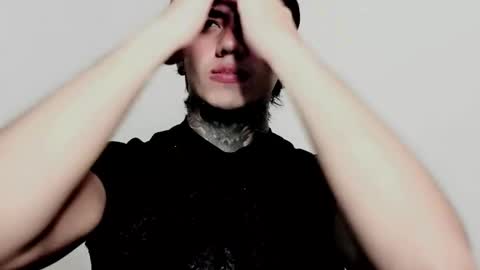 CHRIS  INDEPENT MODEL online show from January 13, 1:46 am