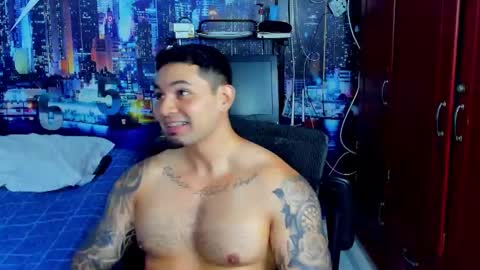 Chriss Stewart online show from November 28, 3:25 am