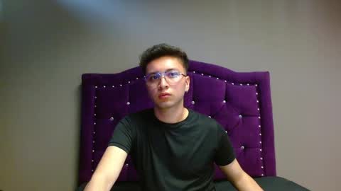CHRIS online show from October 2, 3:33 pm