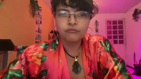 christianvalles online show from January 31, 1:33 am