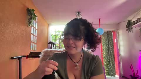 christianvalles online show from March 11, 9:48 pm