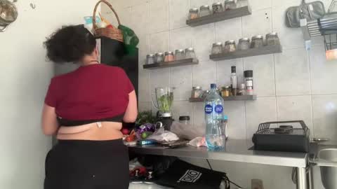 christianvalles online show from January 8, 8:18 pm