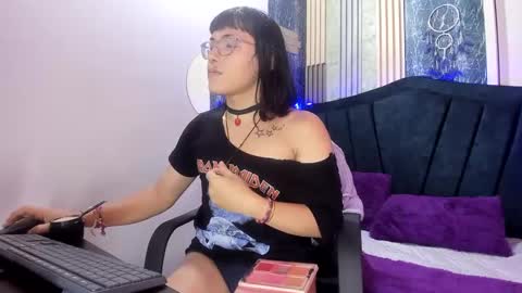 CHRISTINA online show from October 9, 8:25 pm