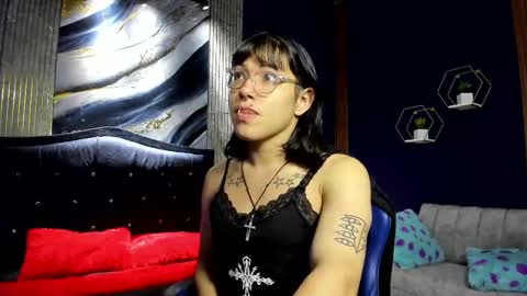 CHRISTINA online show from November 3, 1:56 pm