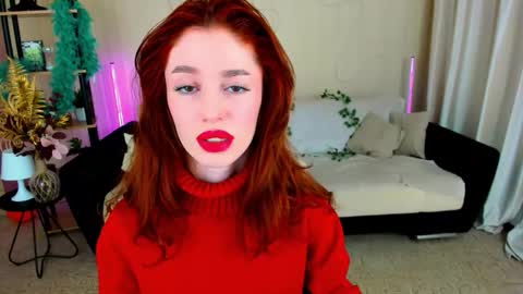 christinaconteeree online show from November 27, 7:43 pm