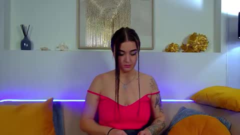 Christina online show from October 16, 6:40 pm