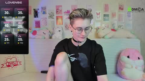 christine_moon online show from February 27, 9:47 pm