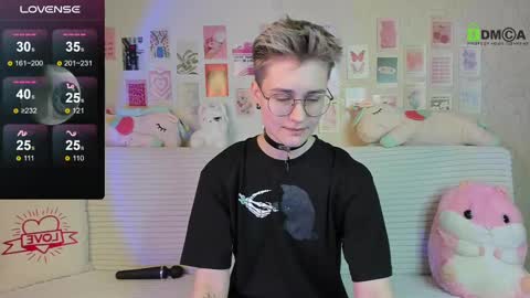 christine_moon online show from February 27, 6:42 pm