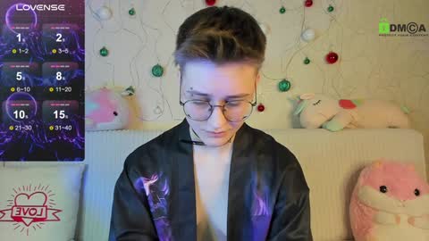 christine_moon online show from January 9, 6:47 pm