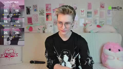 christine_moon online show from February 23, 6:34 pm