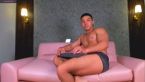 christopherivera online show from June 26, 8:03 pm