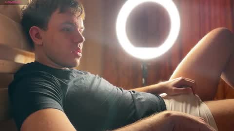 Christopher online show from February 27, 6:39 am