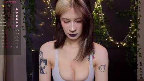 christy memeow online show from February 16, 1:42 pm